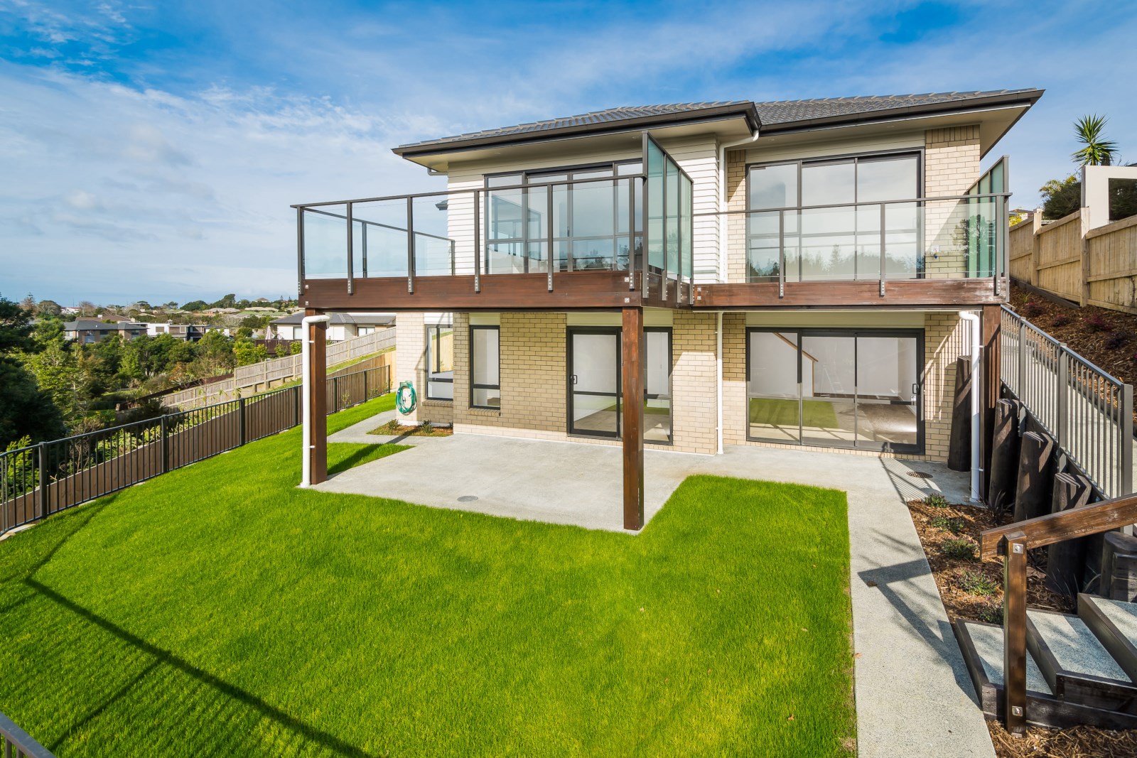 18 Meharg Place, Fairview Heights, Auckland - North Shore, 5 ਕਮਰੇ, 2 ਬਾਥਰੂਮ