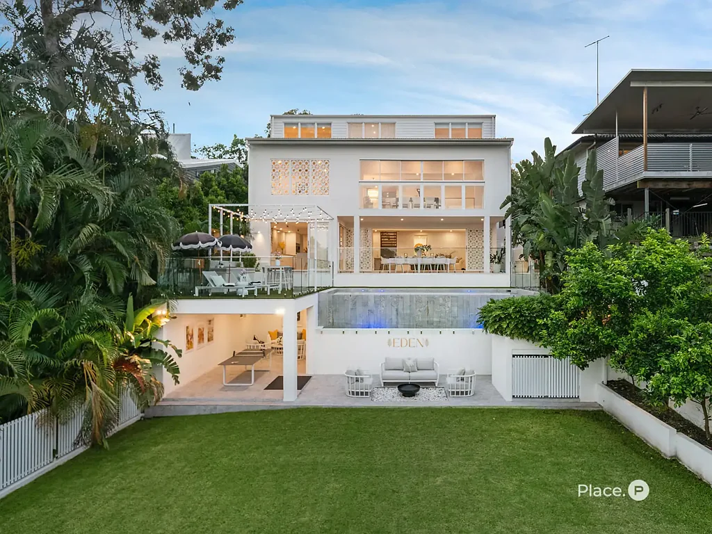 Balmoral 6ਬੈੱਡਰੂਮ ‘EDEN’ — An Iconic Estate of Rare Scale and Seclusion
