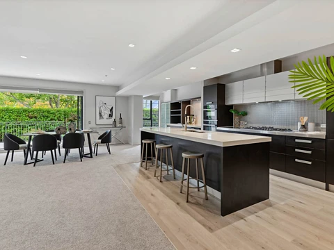GA/2 Bassett Road, Remuera, Auckland City, Auckland