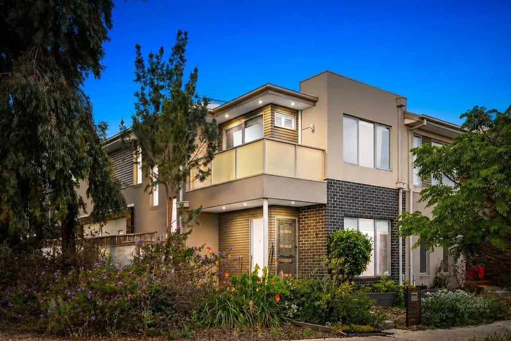44 Warner Way, Caroline Springs, VIC 3023