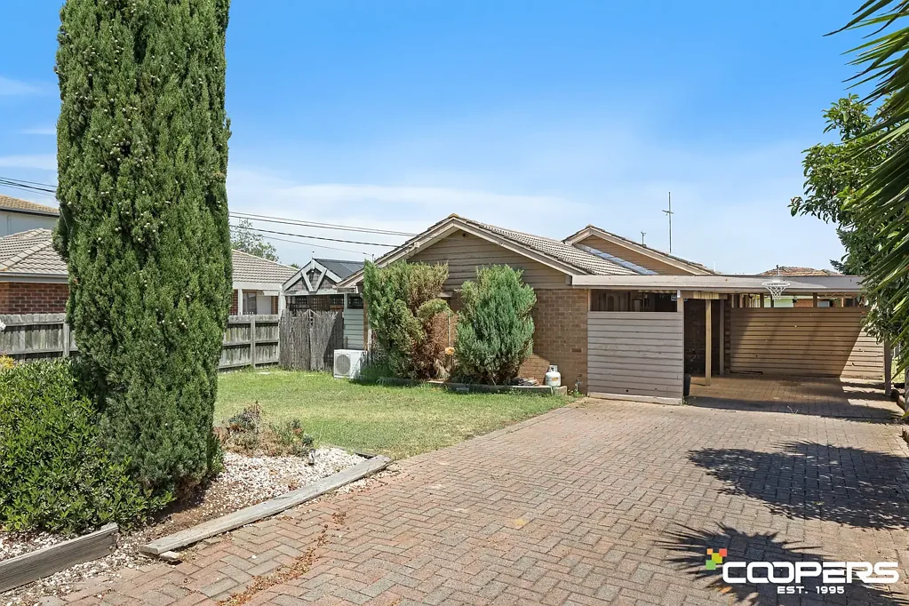 33 Lorimer Street, Melton, VIC 3337
