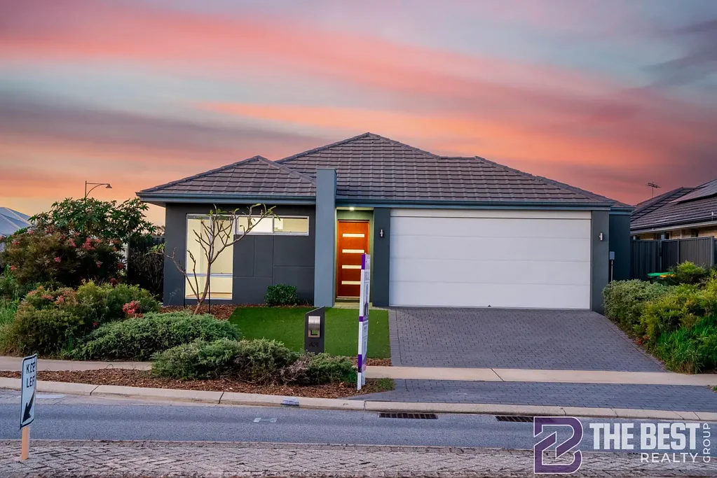 Wellard 5침실 Genuine Five-Bedroom Family Home with Theatre and Spacious Living