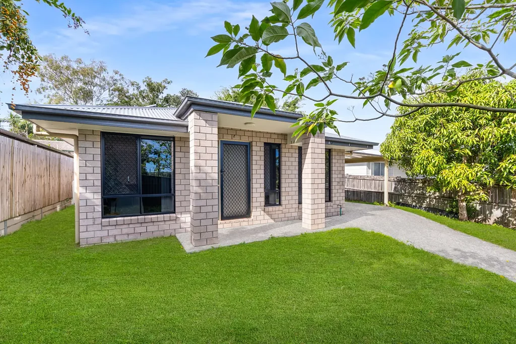 Crestmead 3房 低维护砖石住宅 141m²地块 主卧带独立卫浴 现代厨房配洗碗机 便捷Crestmead区域 空置交房可选 Smart Buying in Crestmead - Comfort, Convenience and Value