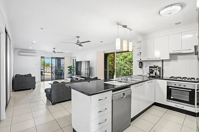 34 Montgomery Street, Rural View, QLD 4740, 3房, 2浴, House