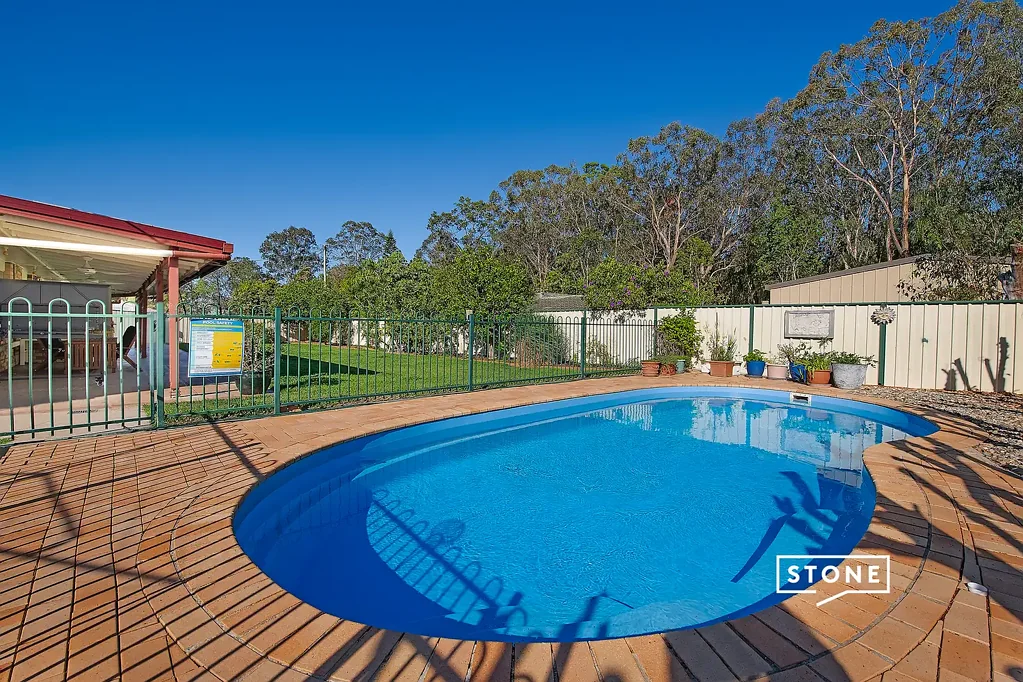 Kallangur 3ห้องนอน Perfect Family Entertainer with Pool, Huge Patio & Side Access!