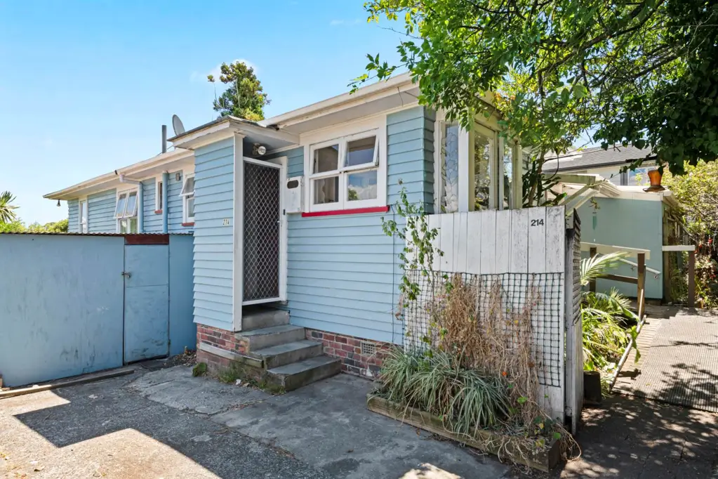 Forrest Hill 3 Bedroom Unlock the Potential!