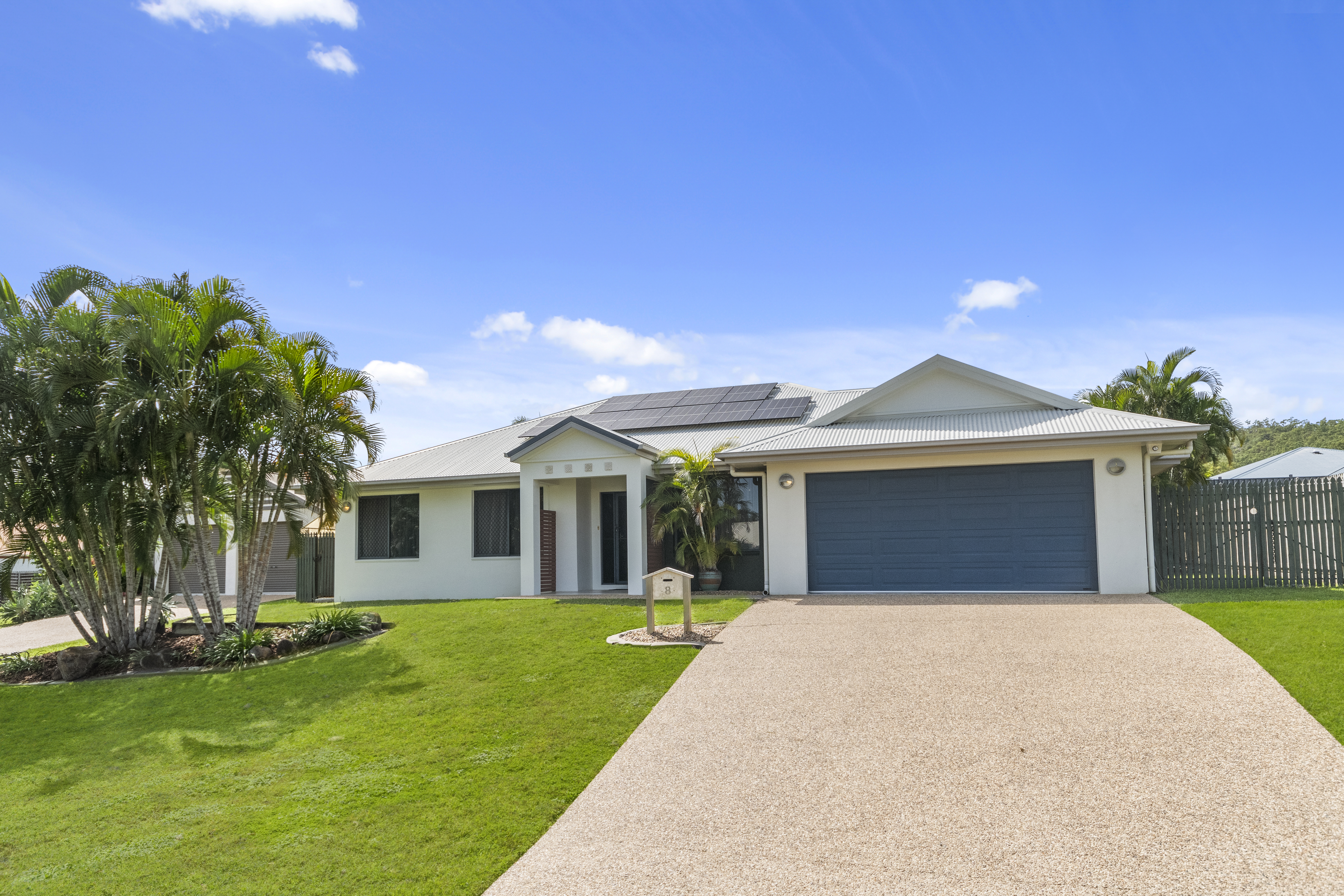 8 KATO PL, MOUNT LOUISA QLD 4814, 0部屋, 0バスルーム, House