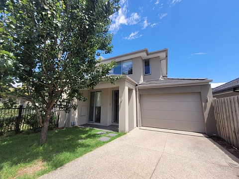 Luxury Home - 4 Double Bedrooms Plus Study