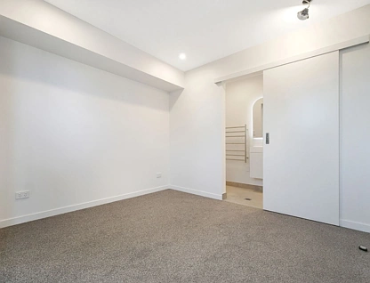 2/150 Royal Road, Massey, Waitakere City, 3房, 2浴, 整租城市屋