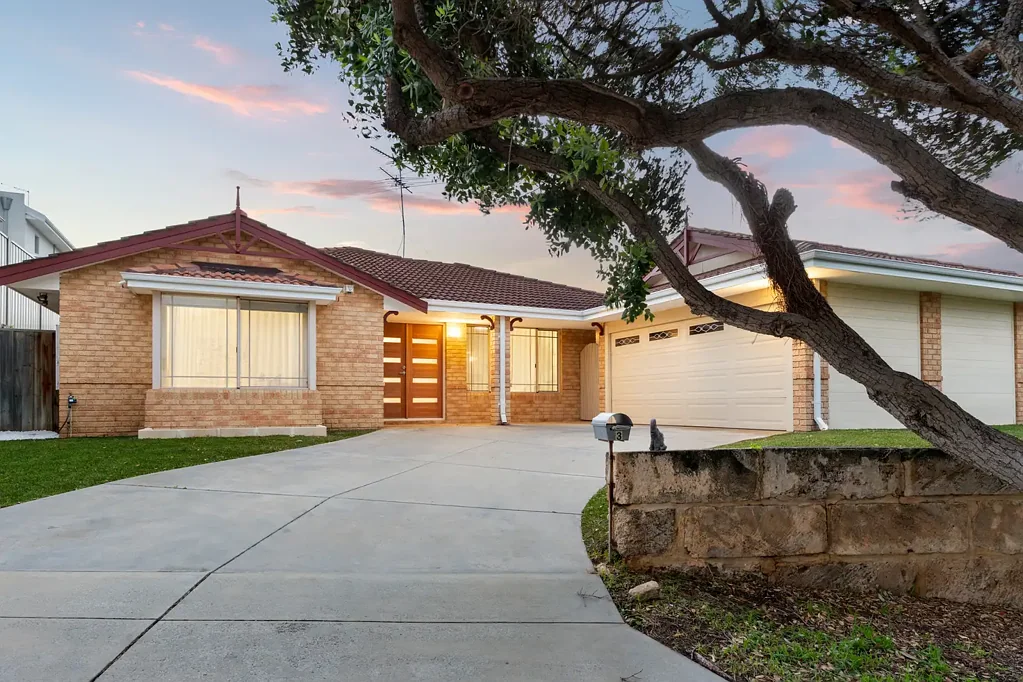 Currambine 4Zimmer A HOME TO GROW INTO