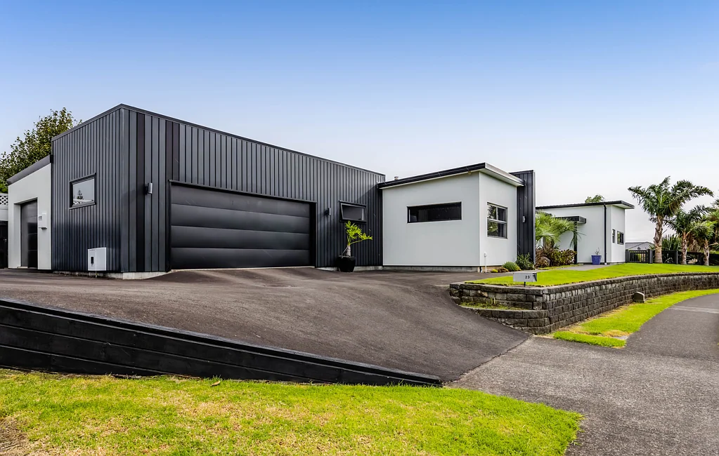 23 Links Drive, Waiwhakaiho, New Plymouth, Taranaki