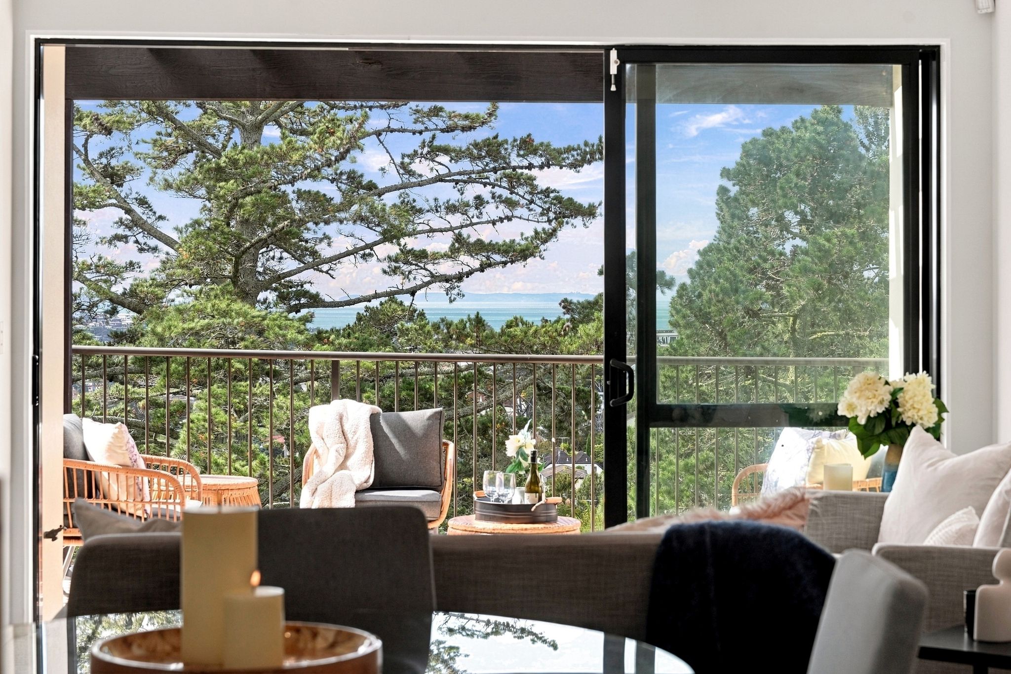 202A/525 East Coast Road, Browns Bay, photo 1