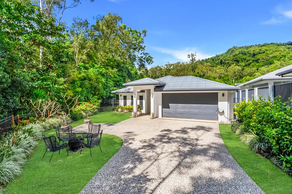 Kewarra Beach 3Kwarto Rainforest Setting with Seasonal Creek Behind. Full Privacy and Peaceful