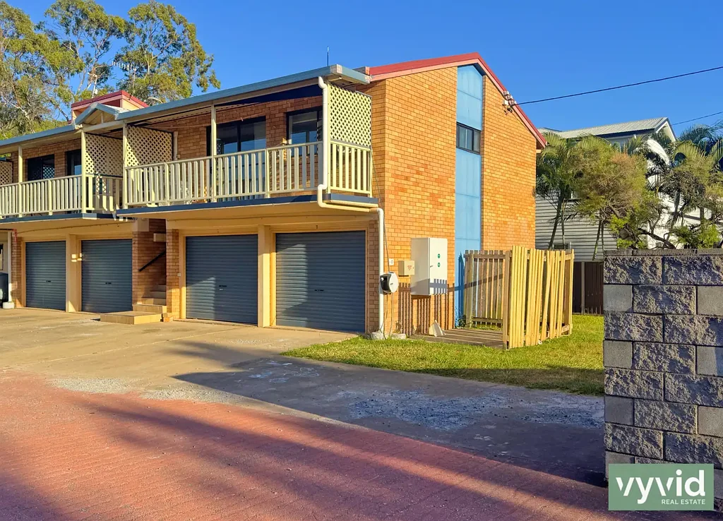 Two bedroom unit with remote garage