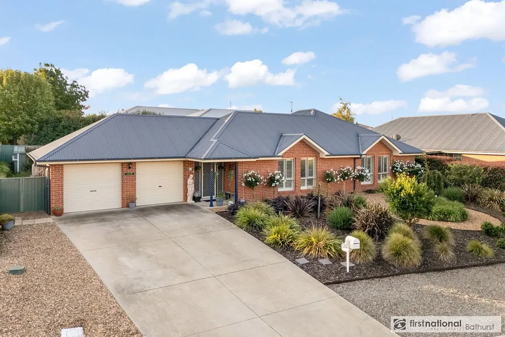 Llanarth 4房  Spacious, Immaculately Maintained Living in Sought-After Llanarth