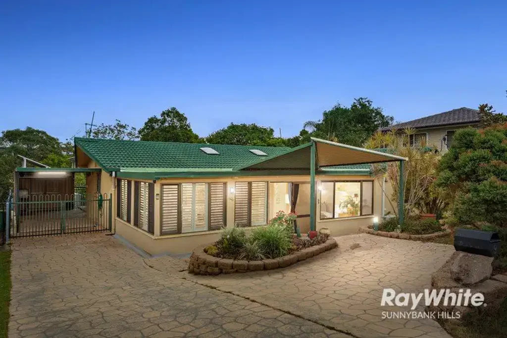 For Rent Now | Spacious Family Home Backing onto Nature Reserve