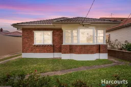 102 A TURNBULL ST, Hamilton South