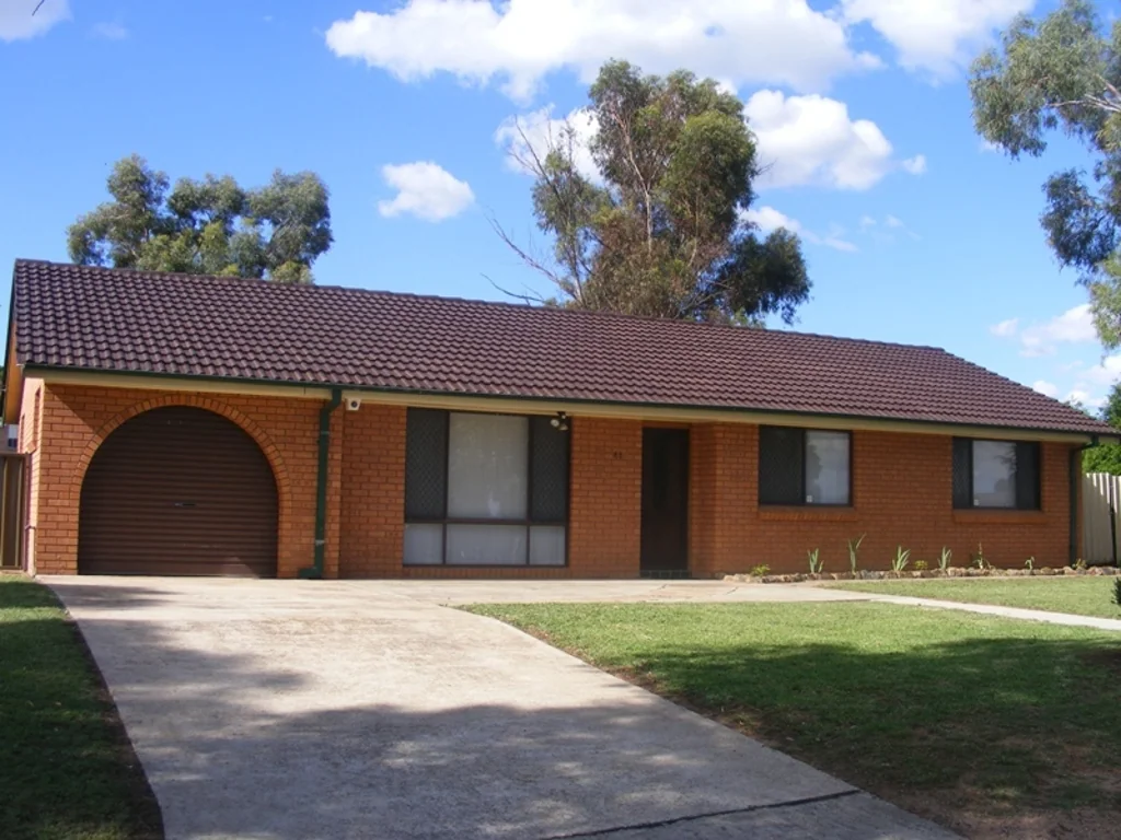 GREAT FAMILY HOME!