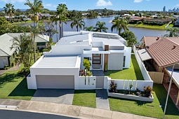 200 Acanthus Avenue, Burleigh Waters