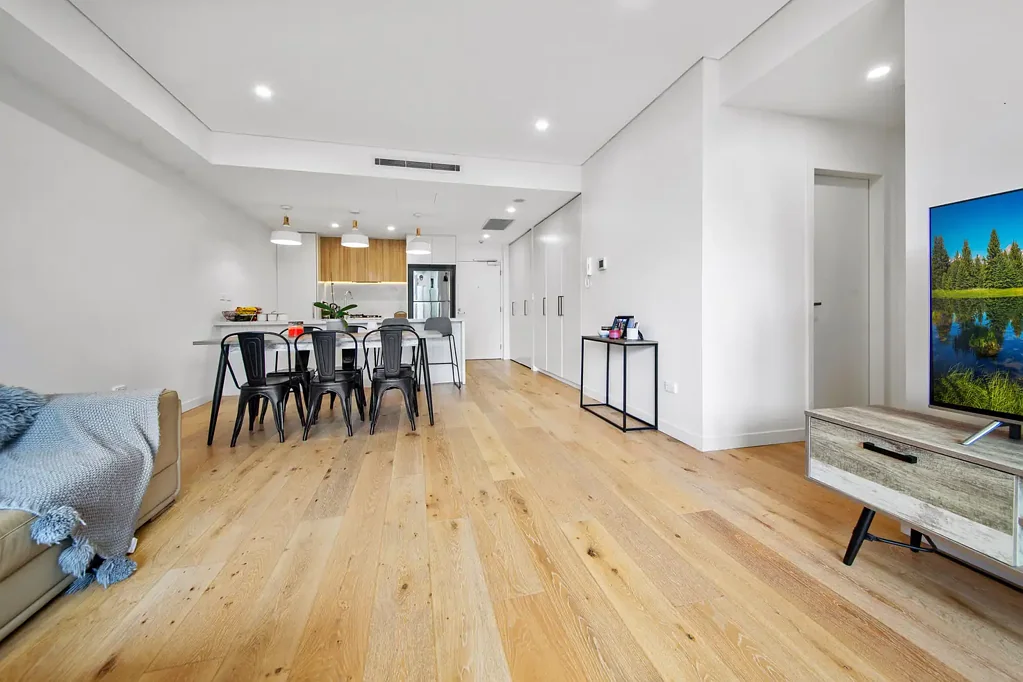 Jannali 2房  Light-Filled, Oversized Ground-Floor Apartment