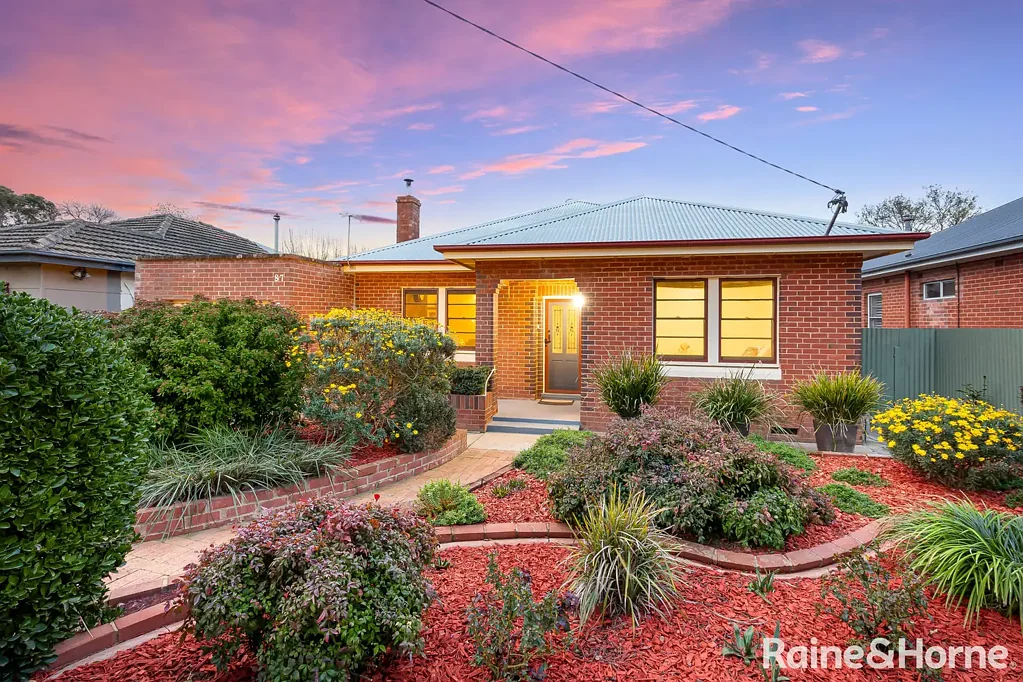 87 Urana Street, Turvey Park, NSW 2650