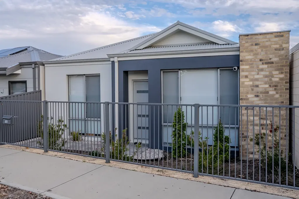 Wellard 3ห้องนอน Modern Low-Maintenance Living in the Prestigious Wedge Estate
