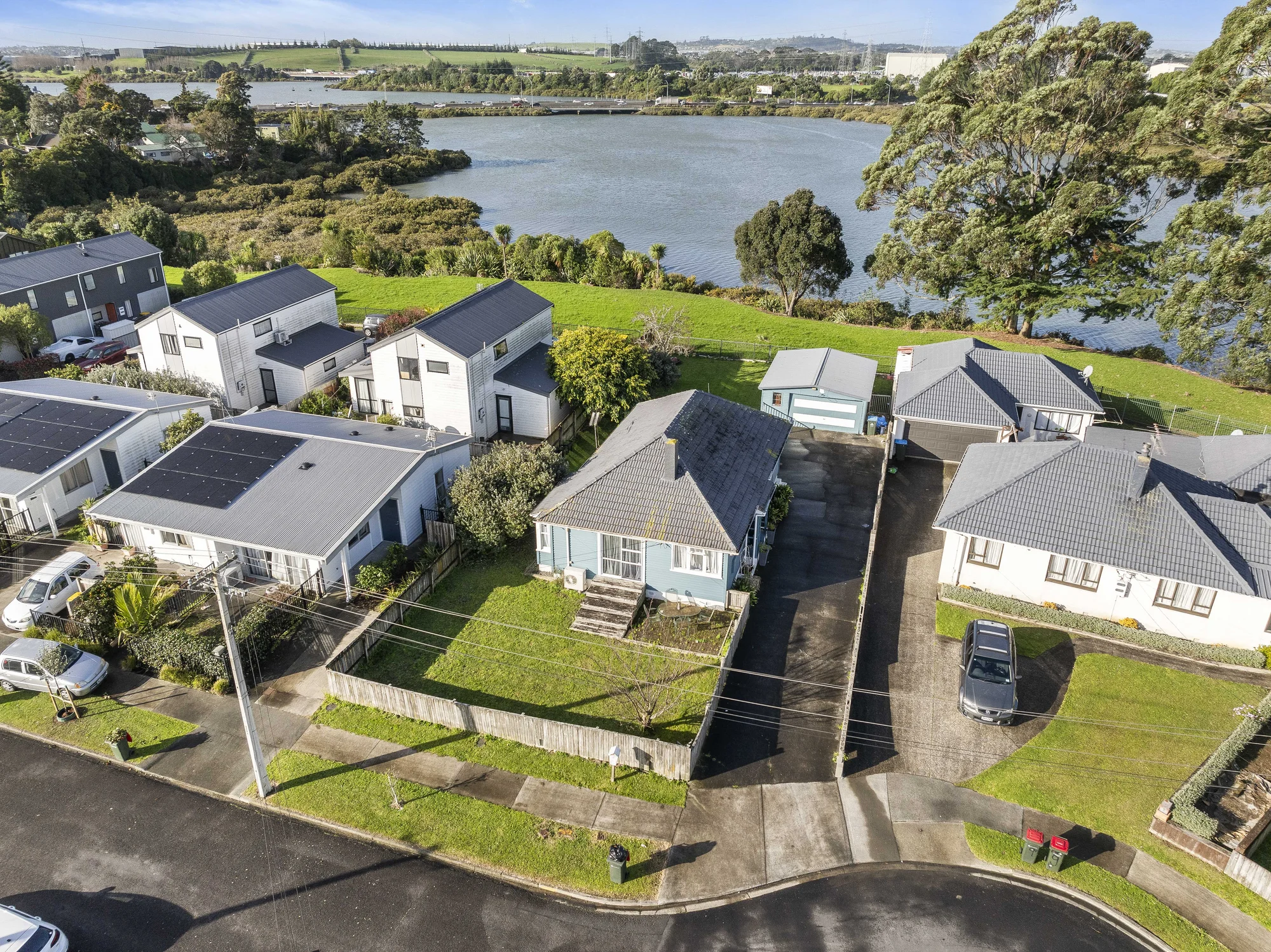 Otahuhu 3Kwarto Waterfront Potential