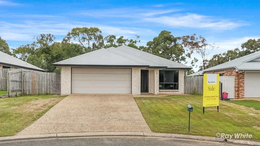 Taranganba 3 Bedroom Modern home in tranquil, central location.