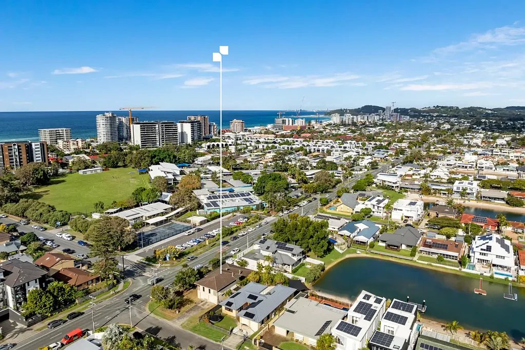 Palm Beach 3房  Mortgagee in Possession- Premium Palm Beach Development Opportunity