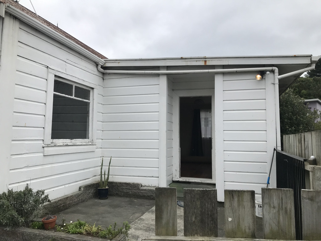 1 Titahi Bay Road, Porirua, Porirua, 3 ห้องนอน, 1 ห้องน้ำ