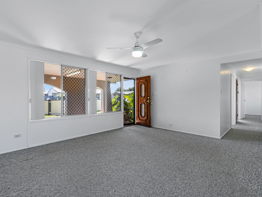 2 TURRUM ST, SCARNESS QLD 4655, 0部屋, 0バスルーム, House