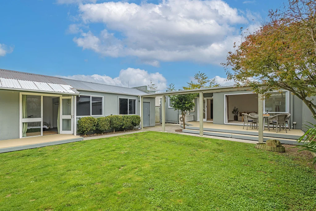 Awapuni 3બેડરૂમ Charming home, backyard bliss and bonus studio