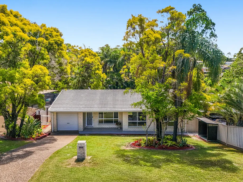 21 Dawnann Court, Carrara, QLD 4211