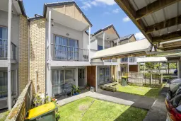 18/94 Glengarry Road, Glen Eden