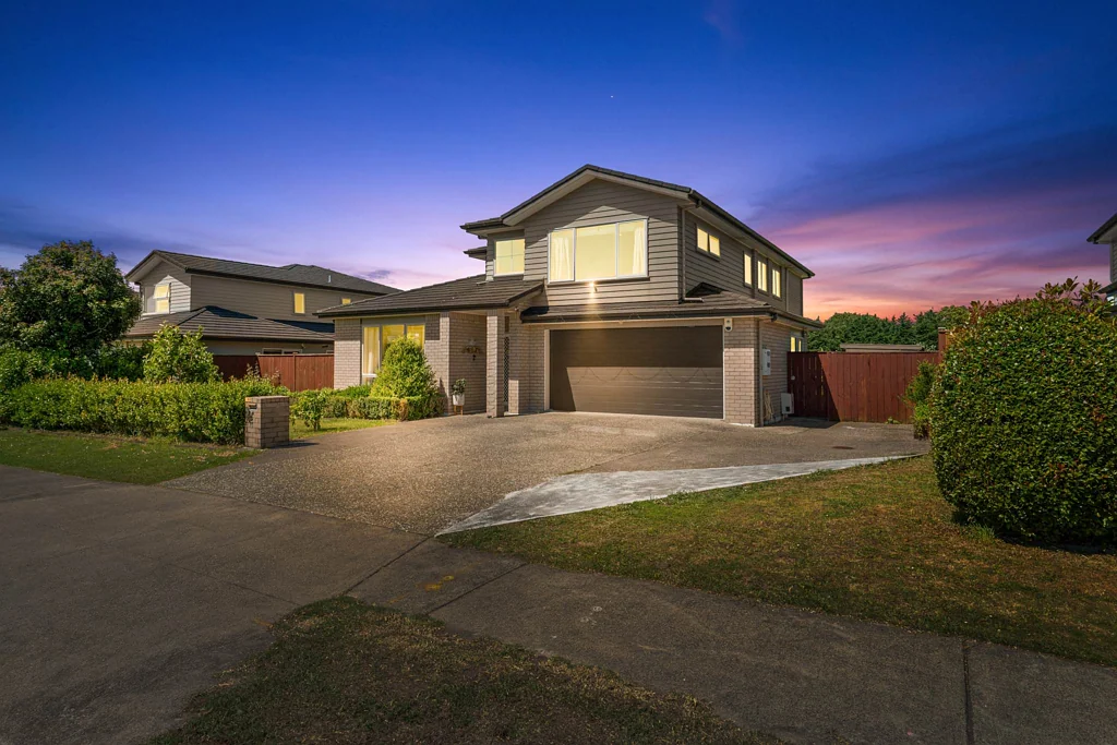 Karaka 5 Bedroom Motivated Vendor Wants This Sold!