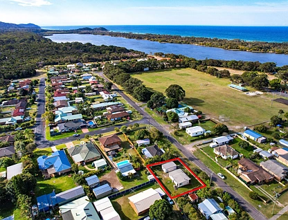 2 Fourth Avenue, Stuarts Point, North Coast, 2 Kuwarto, 1 Banyo, House