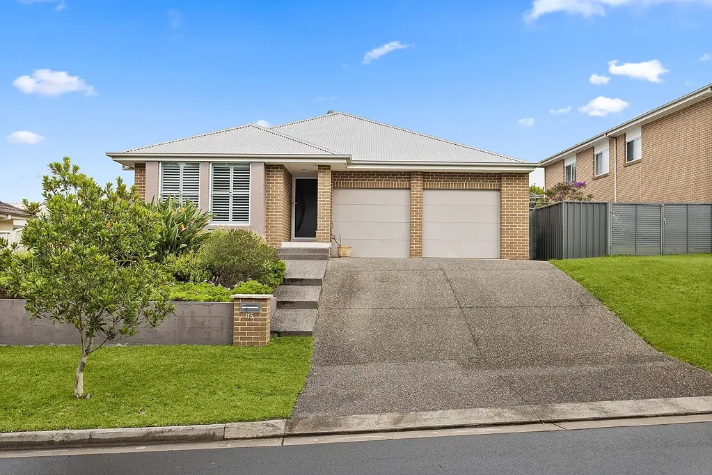 15 Woolgunyah Parkway, Flinders, NSW 2529