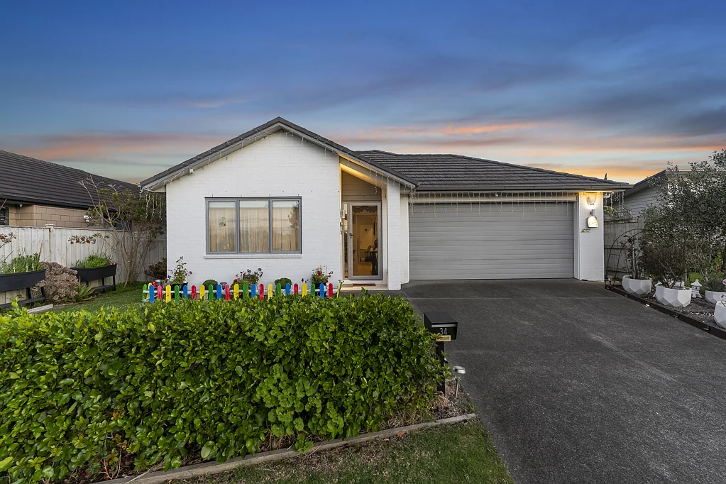 Conifer Grove 4房  New Home Secured..This Must Sell!
