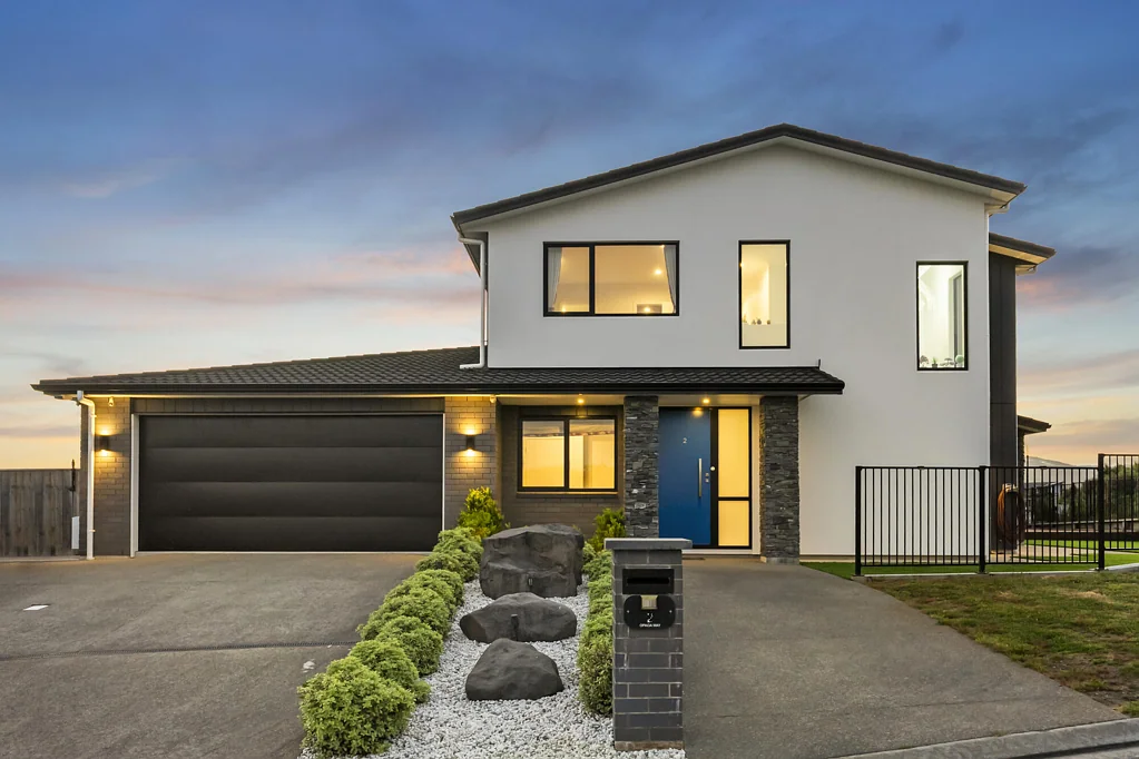 Aotea 5 Slaapkamer Must Be Sold on Auction Day!