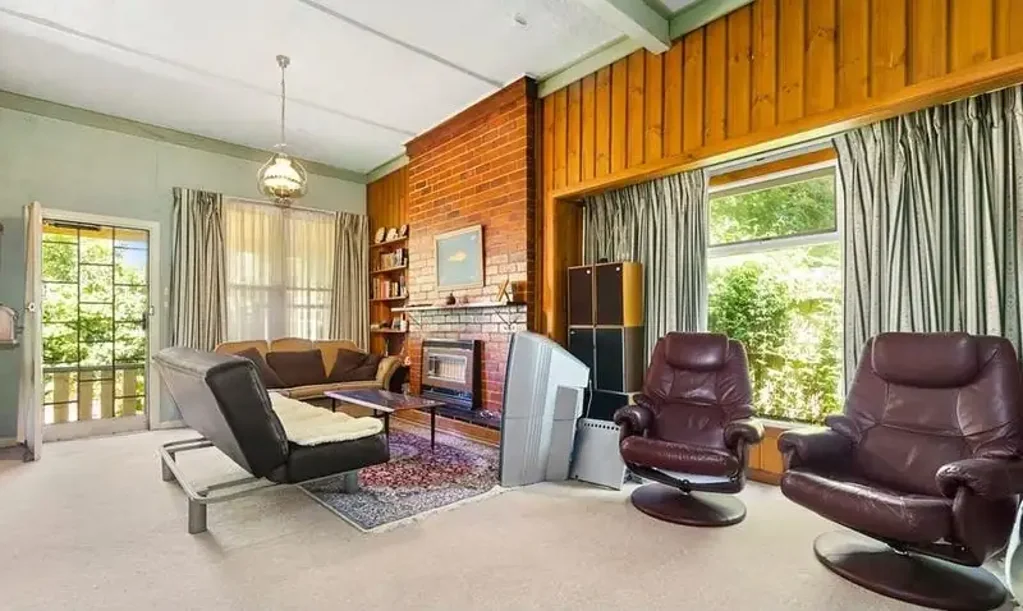 Mitcham 3બેડરૂમ Existing Home With Approved Plans For One, Double-storey Dwelling At The Rear!