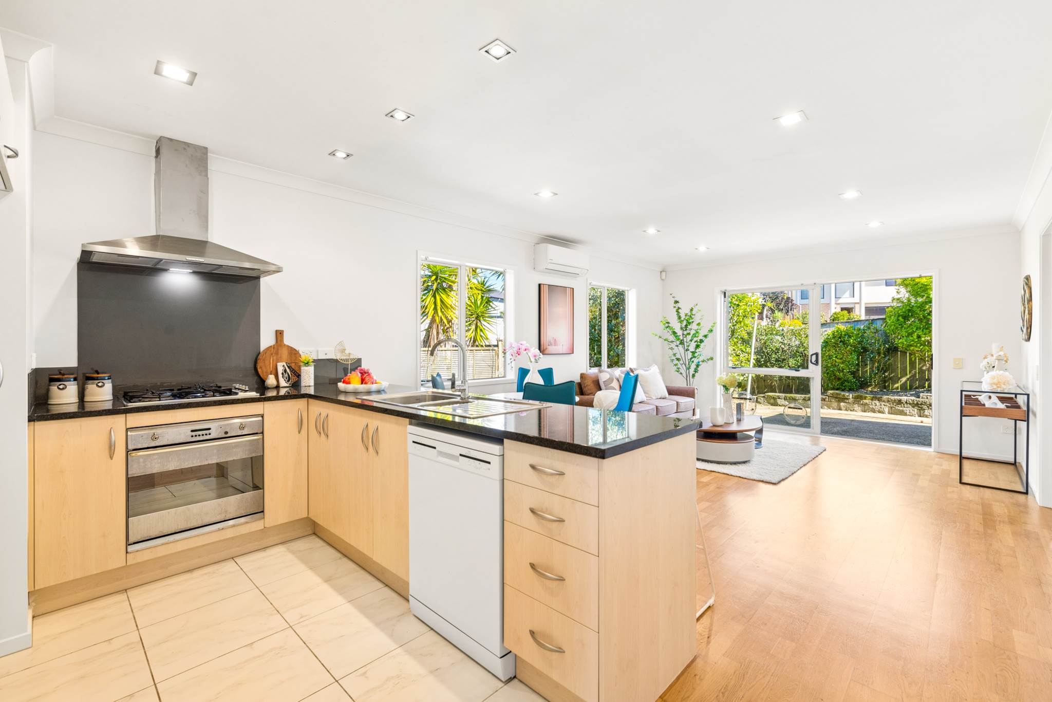 37 Norwood Drive, Flat Bush, photo 10