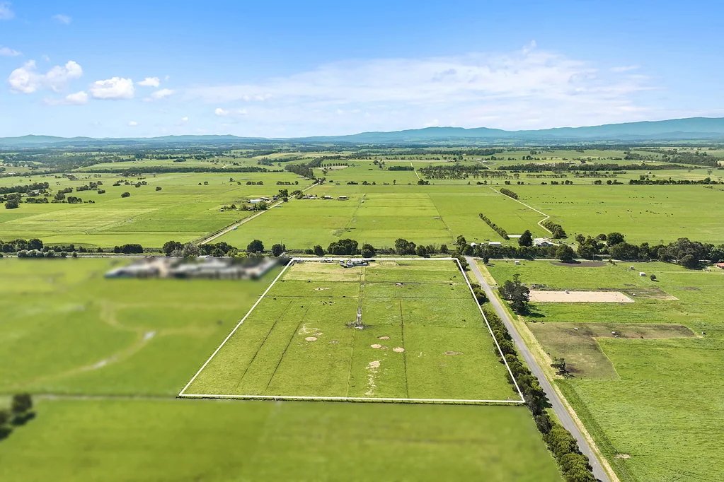Trafalgar Close to Trafalgar - Ideal 12 acres