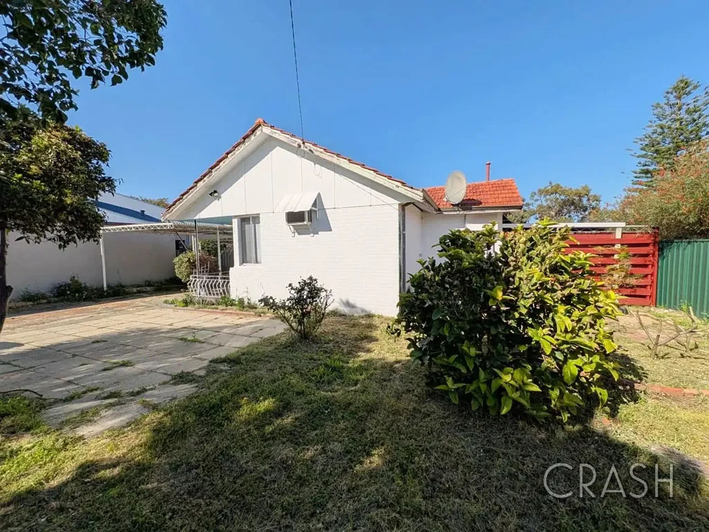 3x1 House in Balga with Garage/Workshop