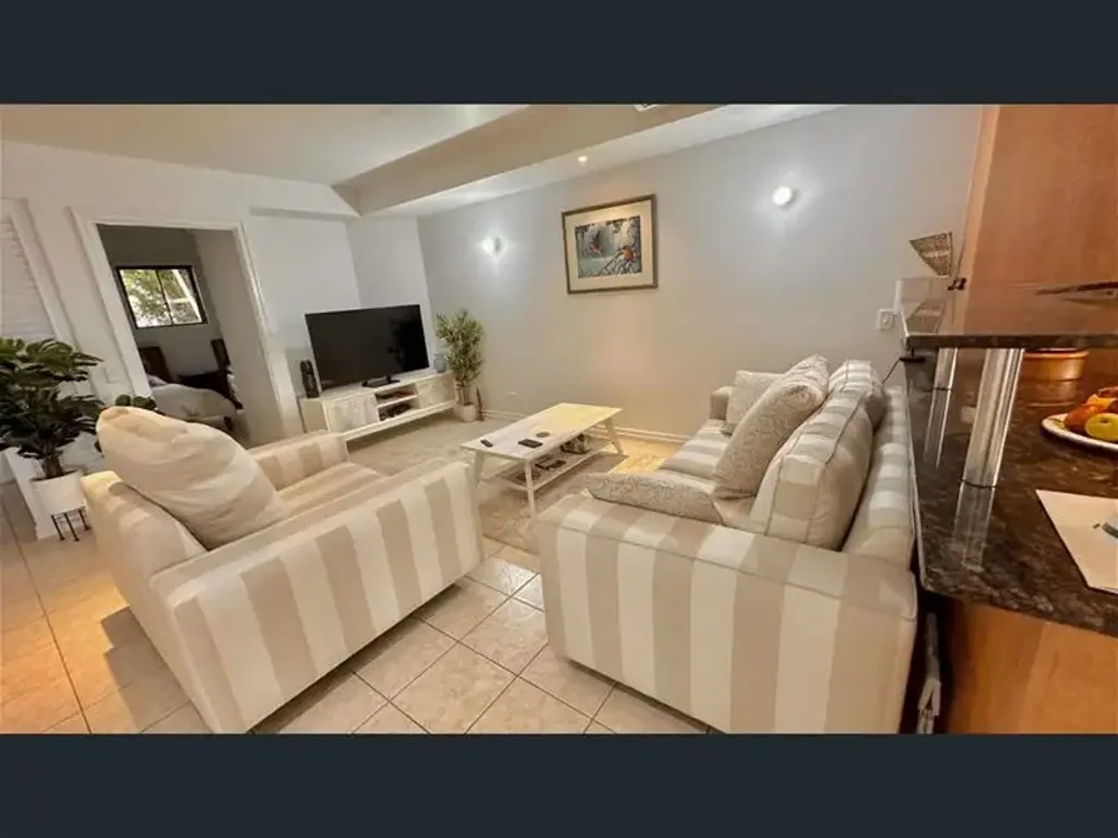 Beachfront Living at Lahania - $875 Per Week Luxury 2 - Bedroom plus Study / Day Room Coastal Townhouse