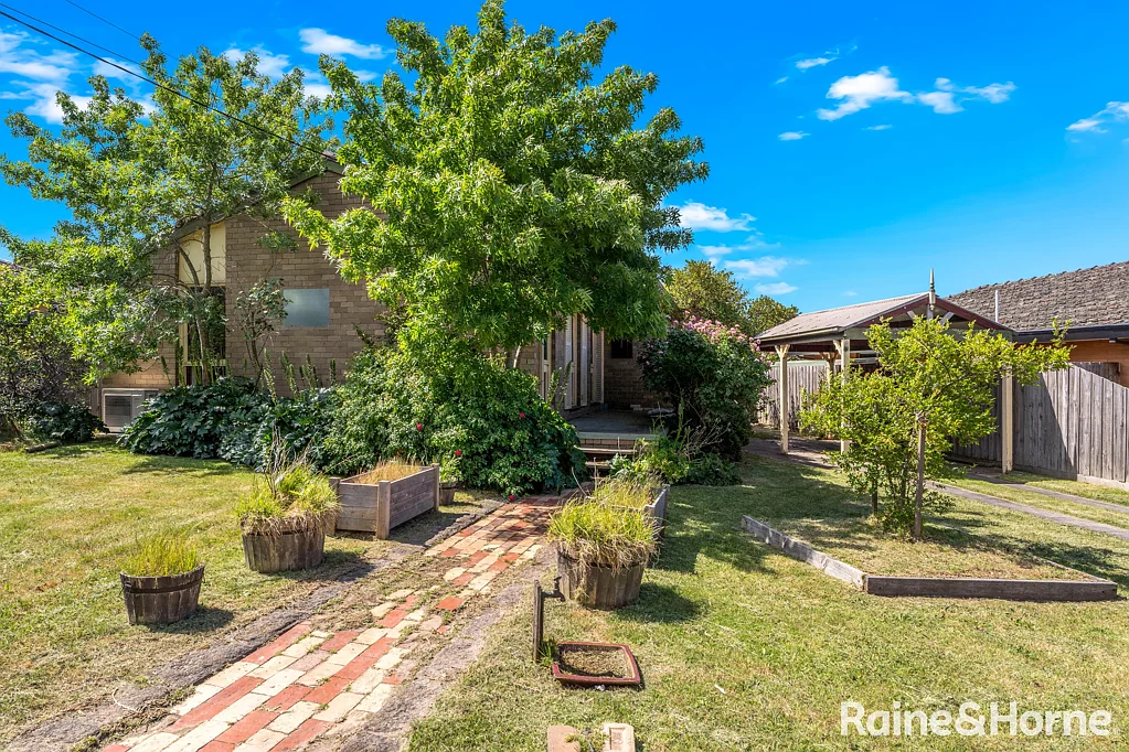 68 Dobell Avenue, Sunbury, VIC 3429