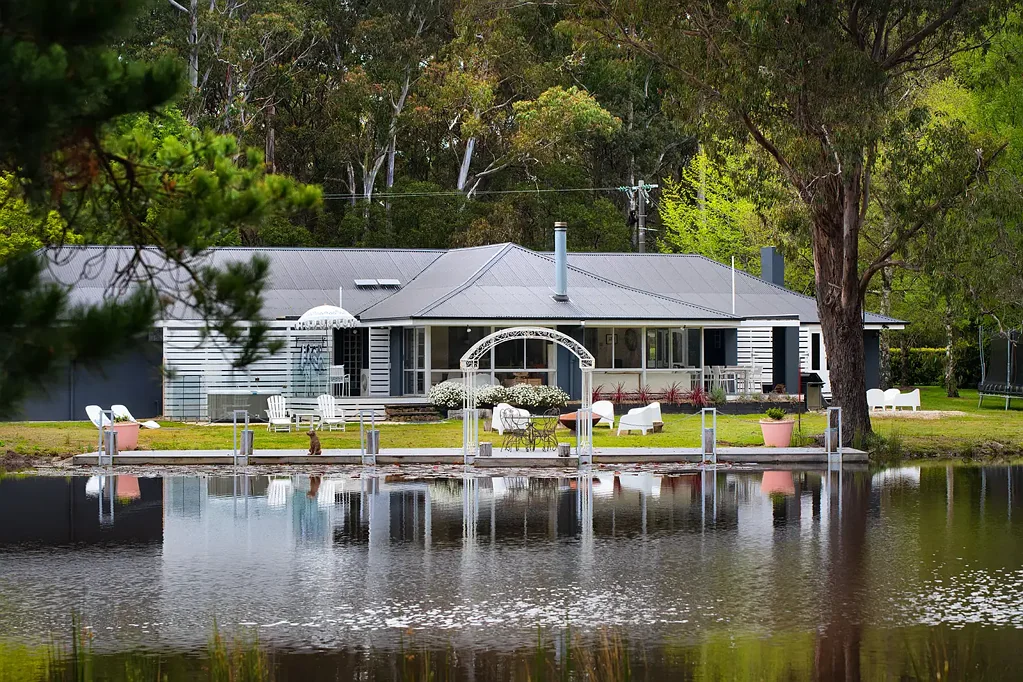 Trentham 5chambre Where water meets nature, and weekends become a way of life