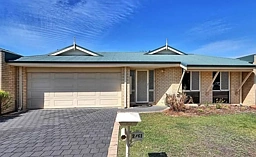 2/61 Canna Drive, Canning Vale
