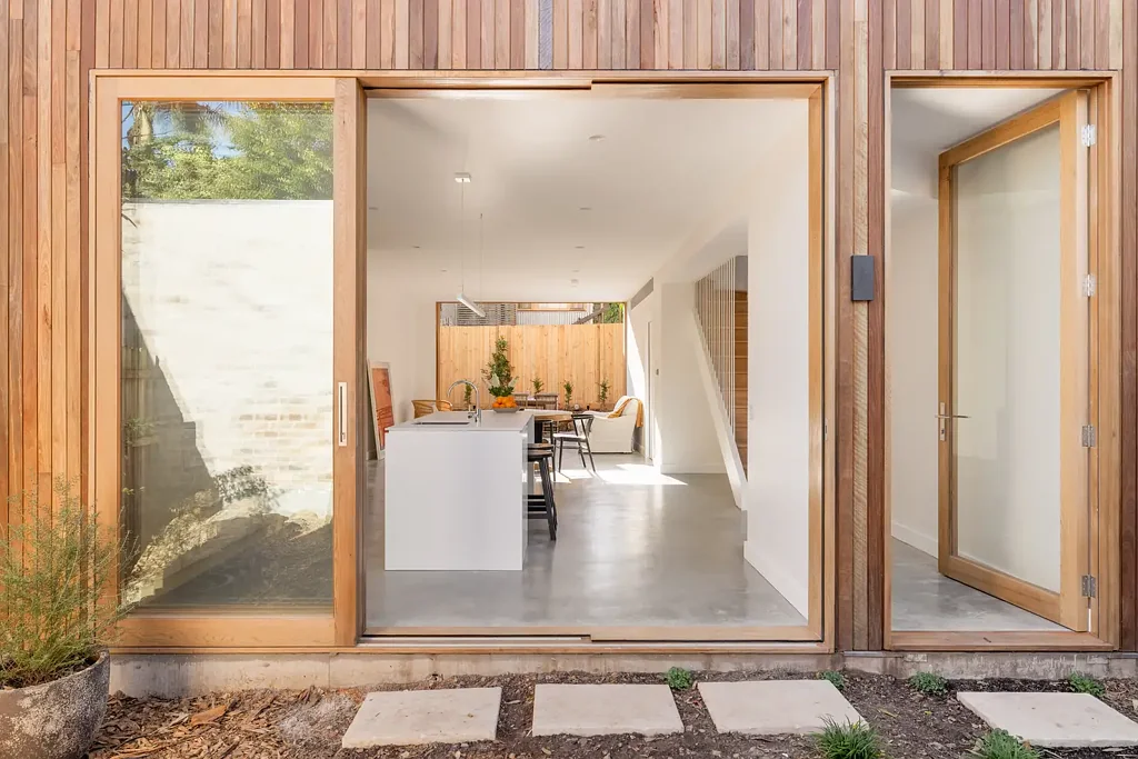 New residence of high-end architect-designed style