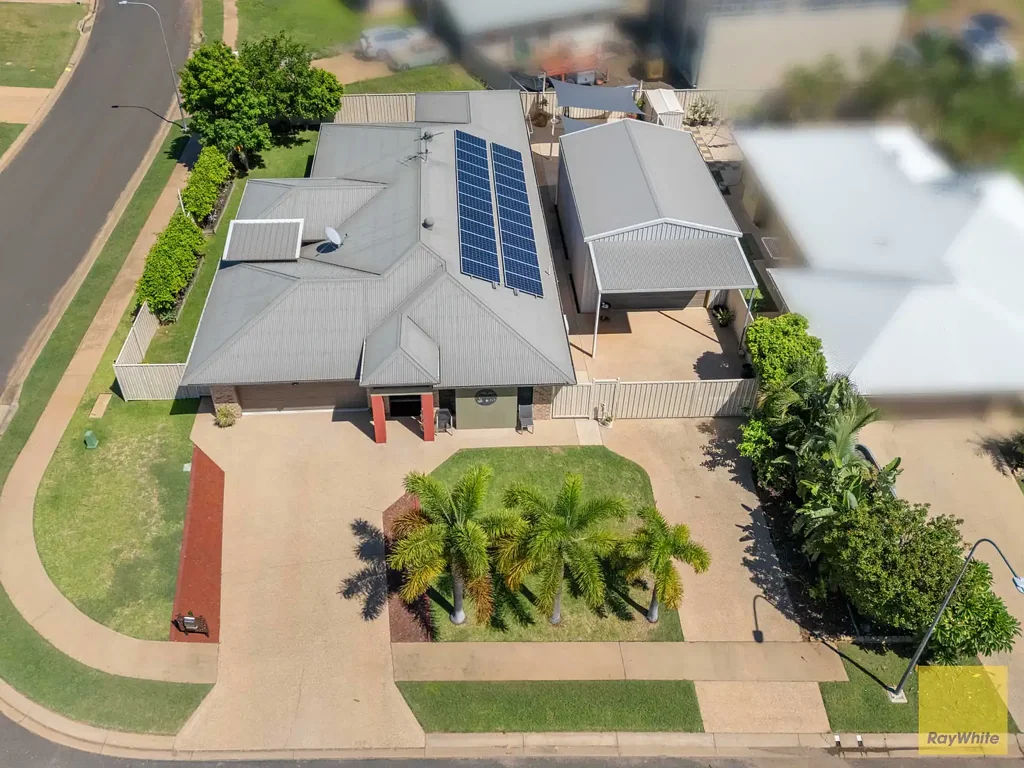 18 Berthun Street, Emerald, QLD 4720