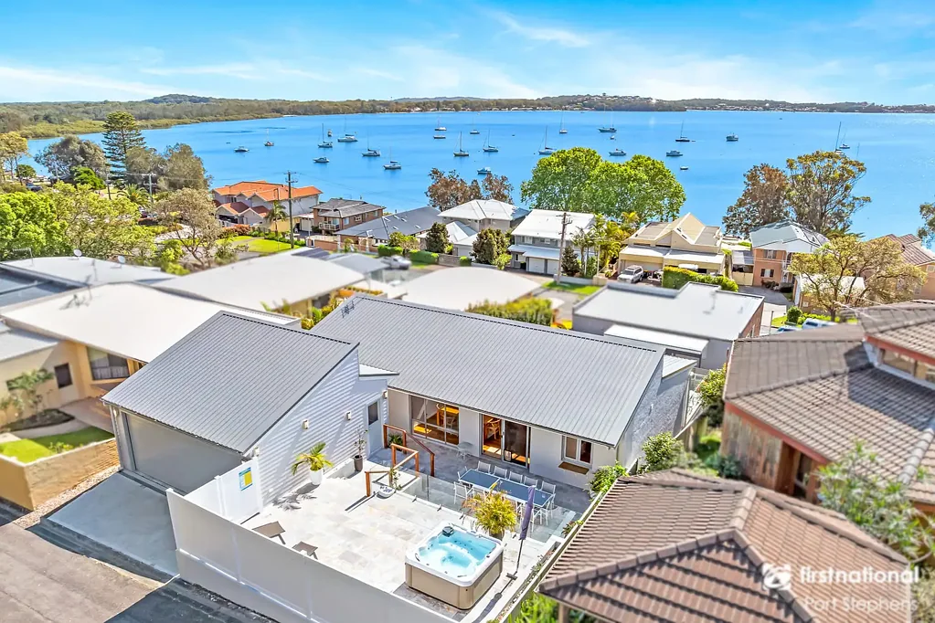 Corlette 4कमरा Designed for Effortless Entertaining, Inside and Out